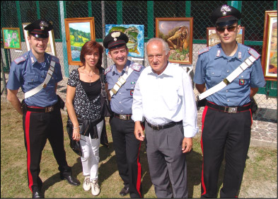 Cav. Piero Busi con le forze dell'ordine