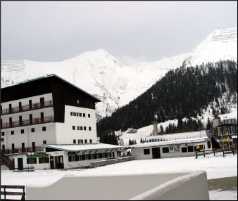 Il piazzale Alberghi di Foppolo